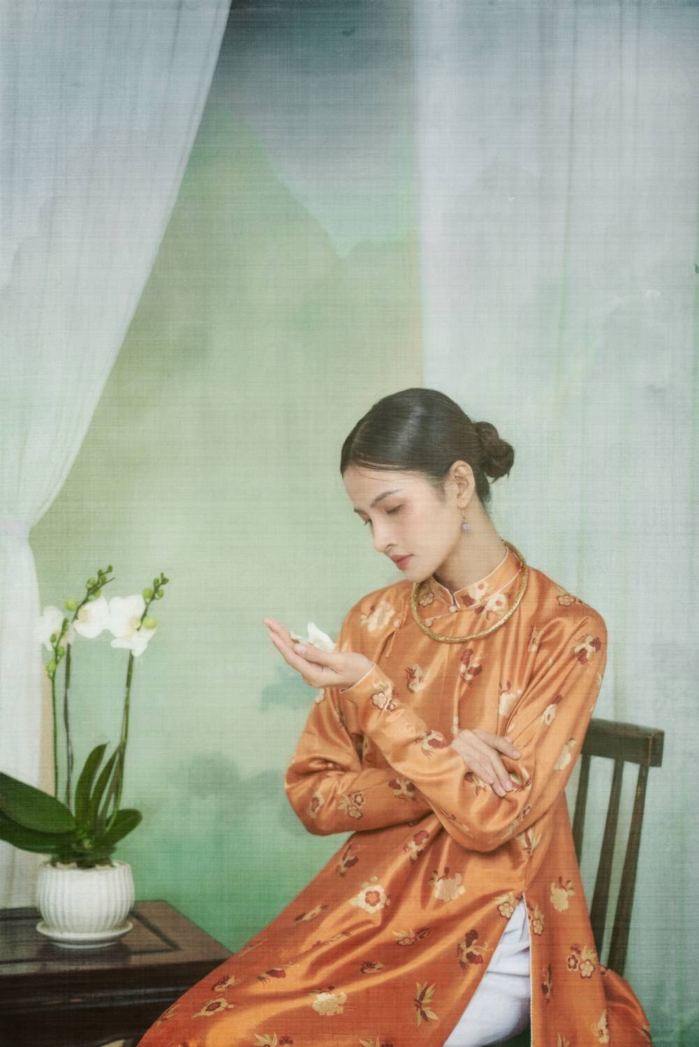 Tác phẩm Ao Dai Vietnam - painting style của Lý Tuấn Đạt trong portfolio 35AWARDS